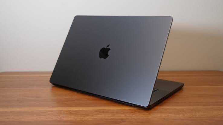 Apple MacBook Pro M4 2024, 14", 10-core CPU, 10-core GPU, 36GB/1TB